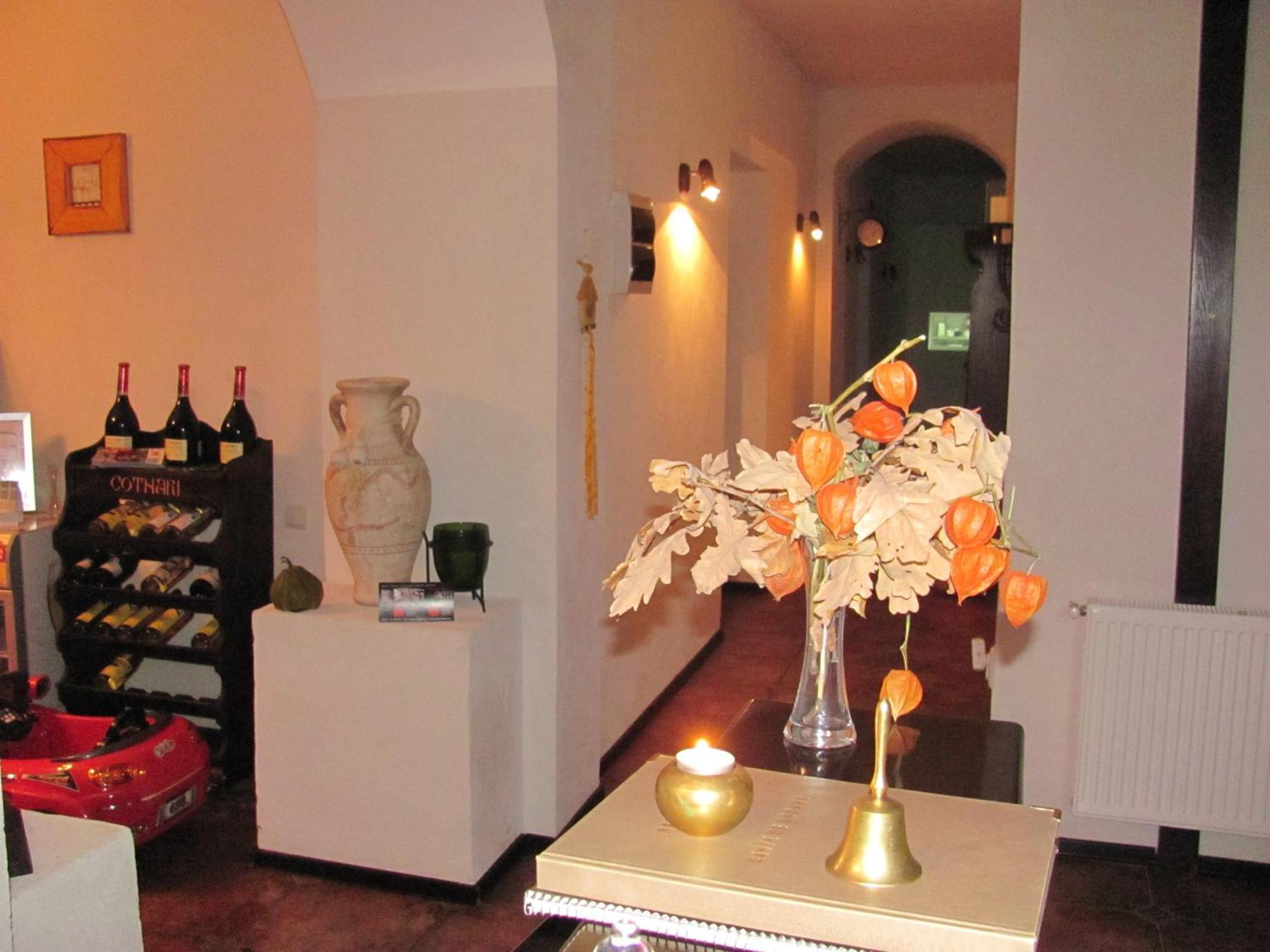 Residenza Dutzu-Boutique Hotel Браїла Екстер'єр фото