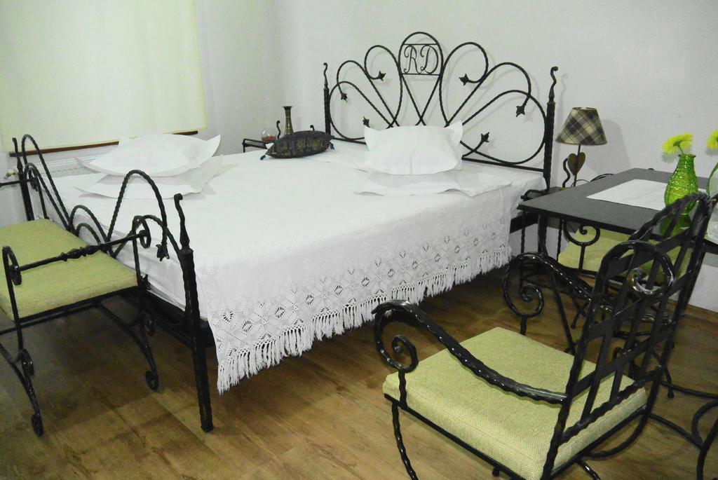 Residenza Dutzu-Boutique Hotel Браїла Екстер'єр фото